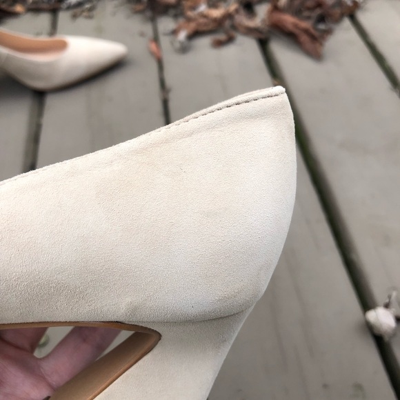 Vince Camuto Nude Suede Hailenda Pointed Toe Pumps - Picture 7 of 15